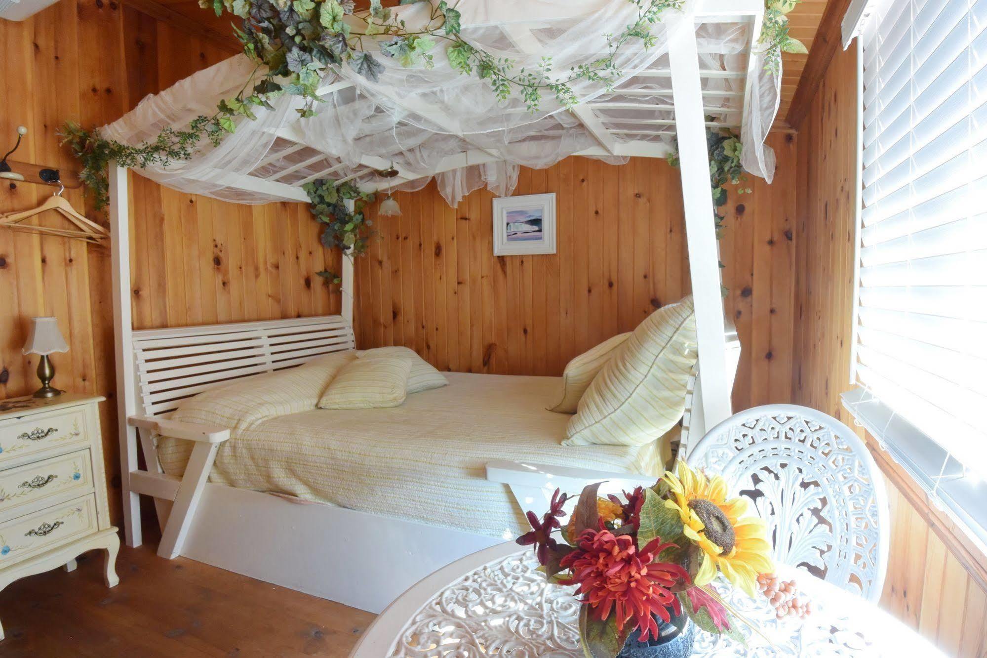 Auberge Papillon Lune Richmond Eksteriør billede